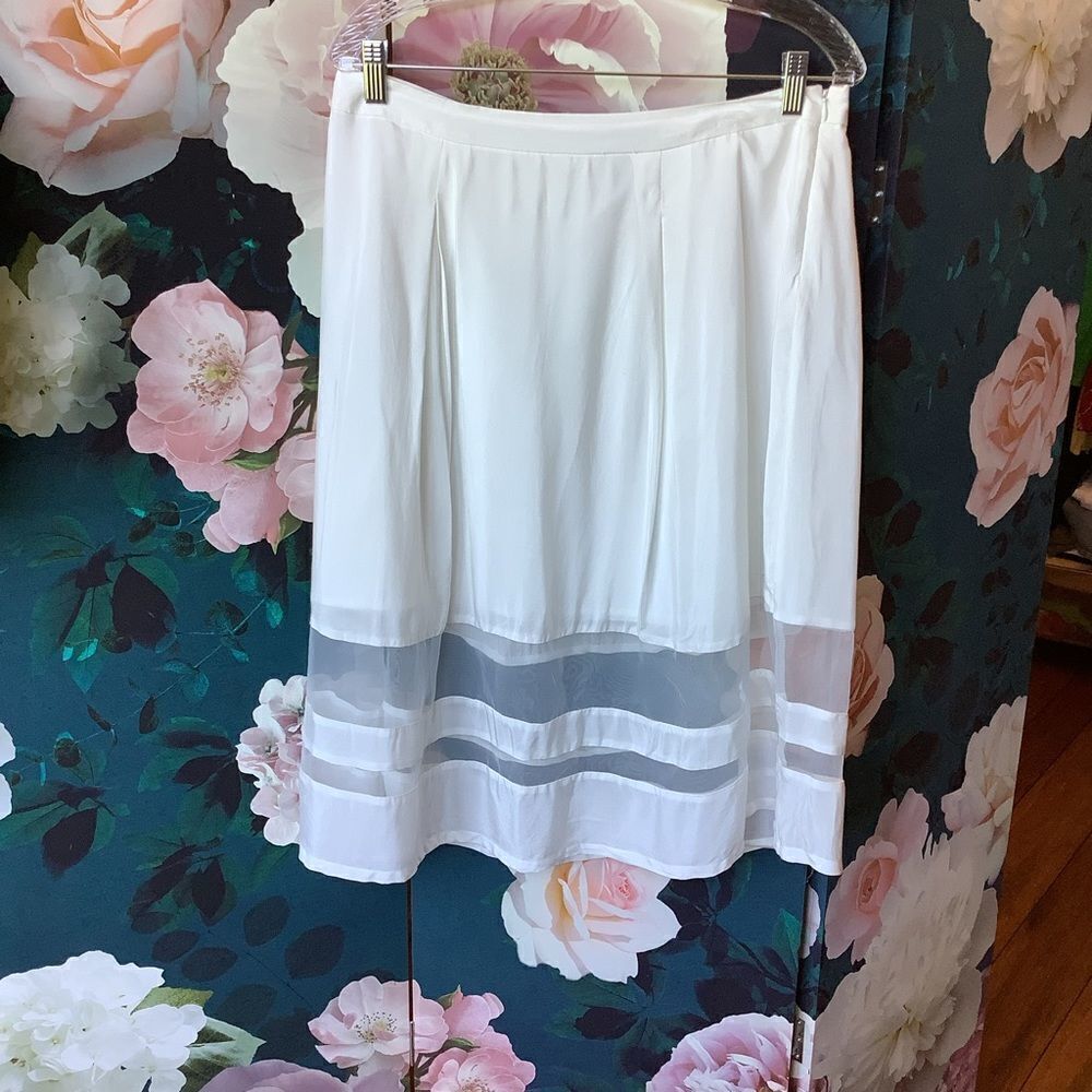 Forever 21 White Skirt with Sheer Hem‎